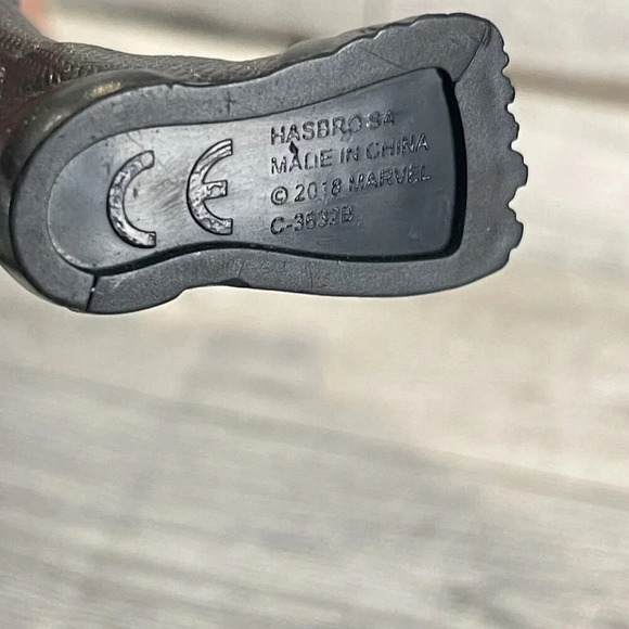 Marvel Avengers Black Panther 12” - Action Figure Hasbro 2018 - Picture 13 of 13